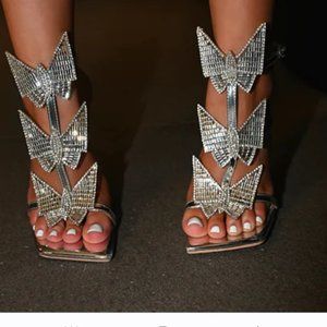 Shane Justin Butterfly Heels